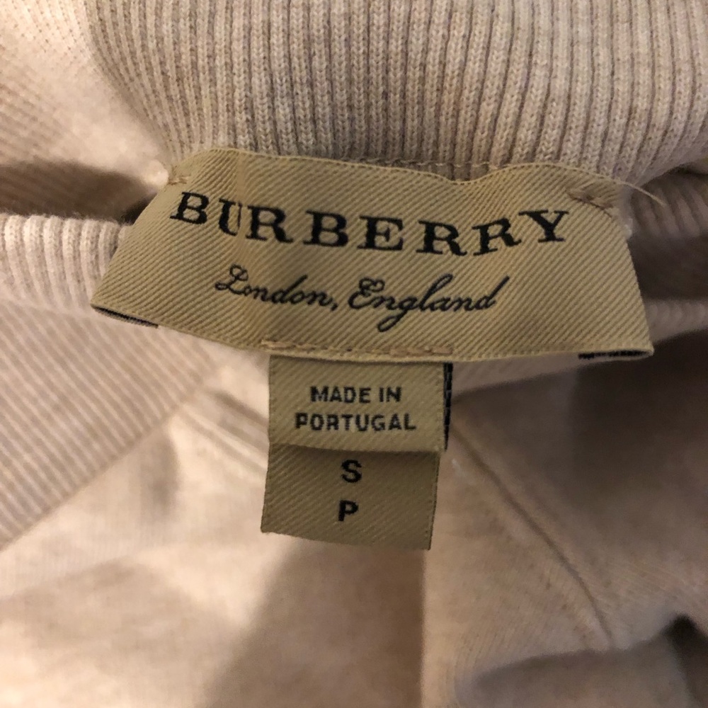 BURBERRY Off-The-Shoulder V-Neck Sweater